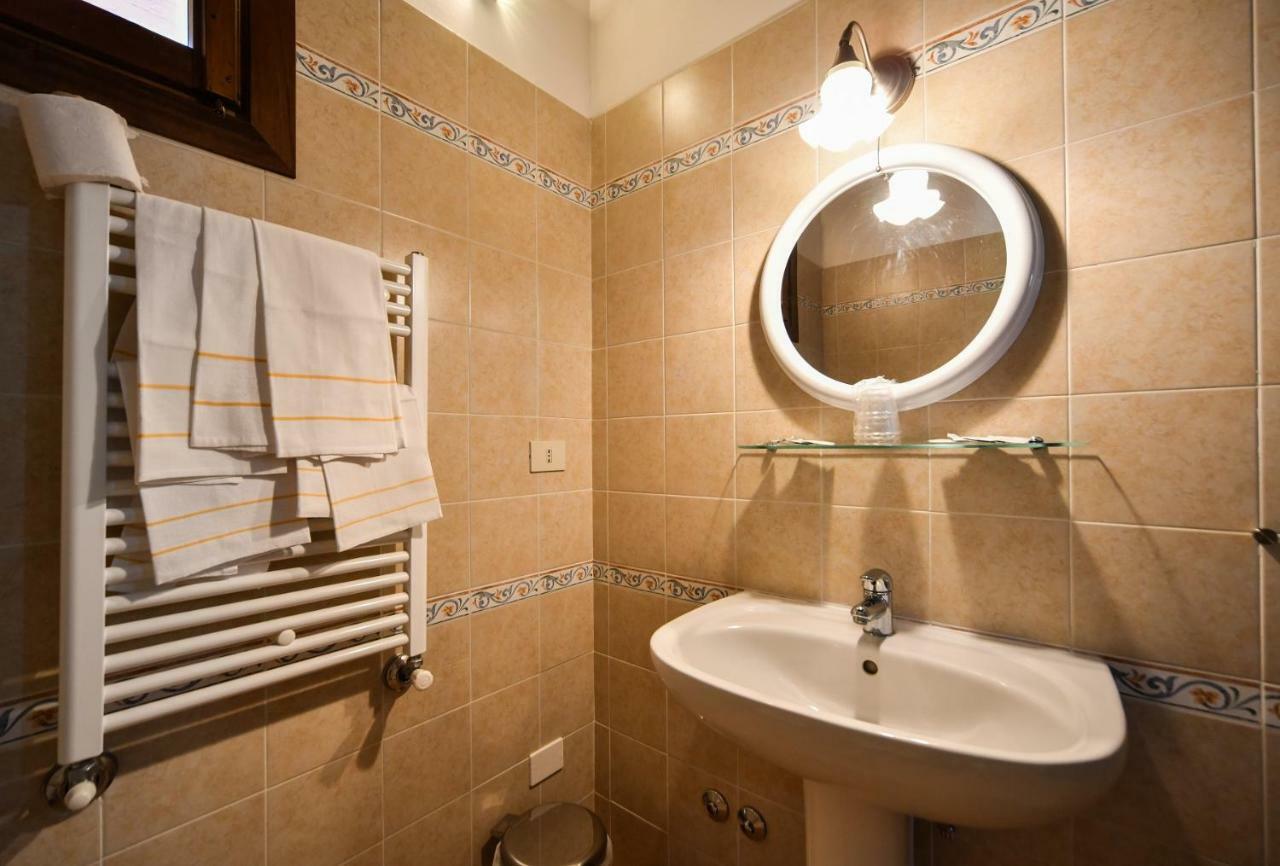 Agriturismo La Valle Dei Bronzetti Cascia Eksteriør billede
